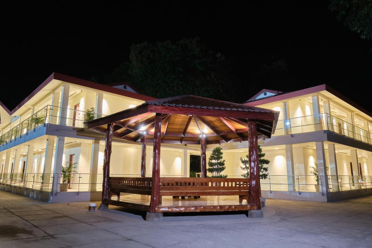 Zone Niathu Dimapur By The Park Hotel Екстериор снимка